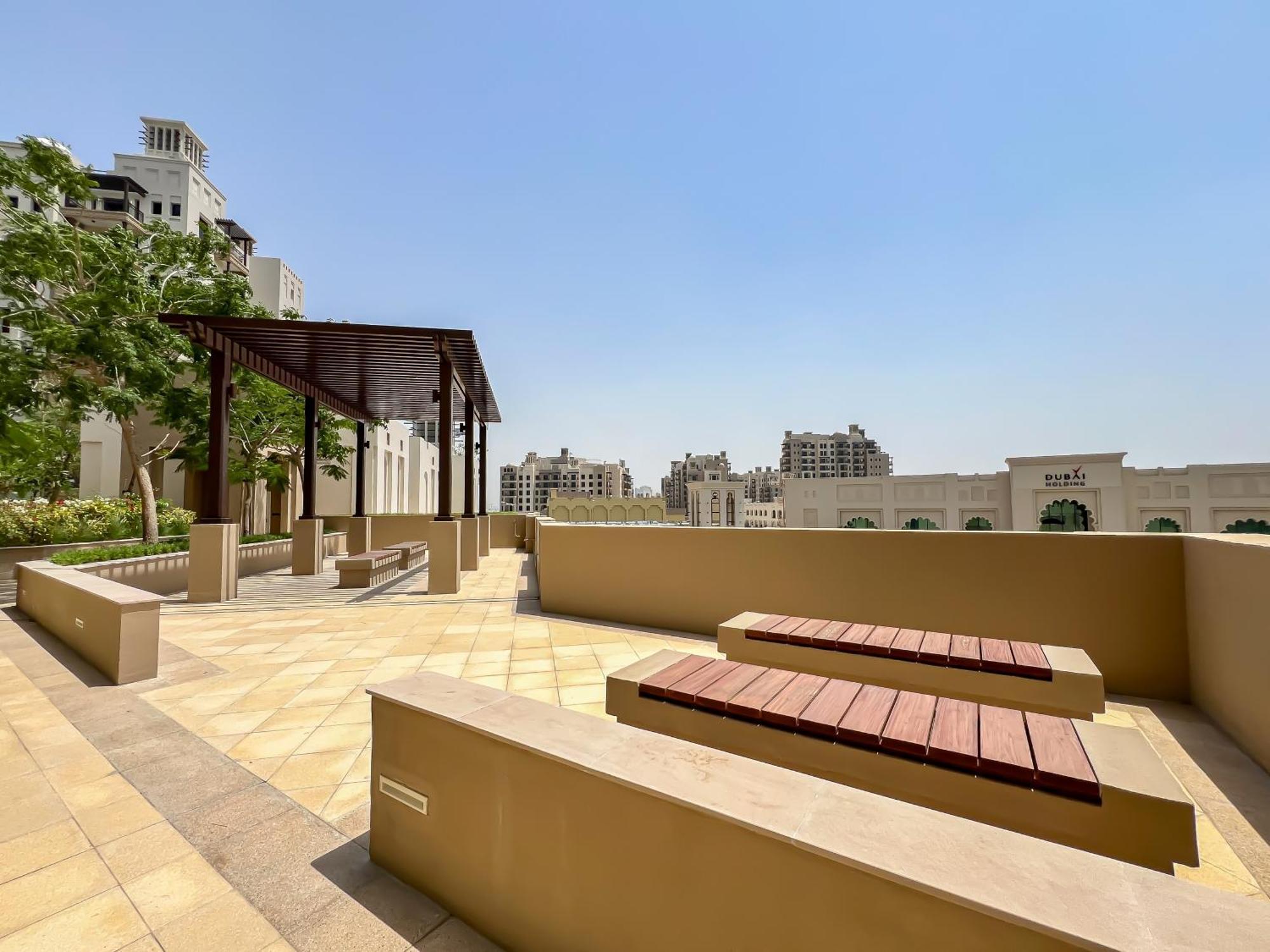 Trophy Luxe Jumeirah Retreat W Burj Al Arb Views