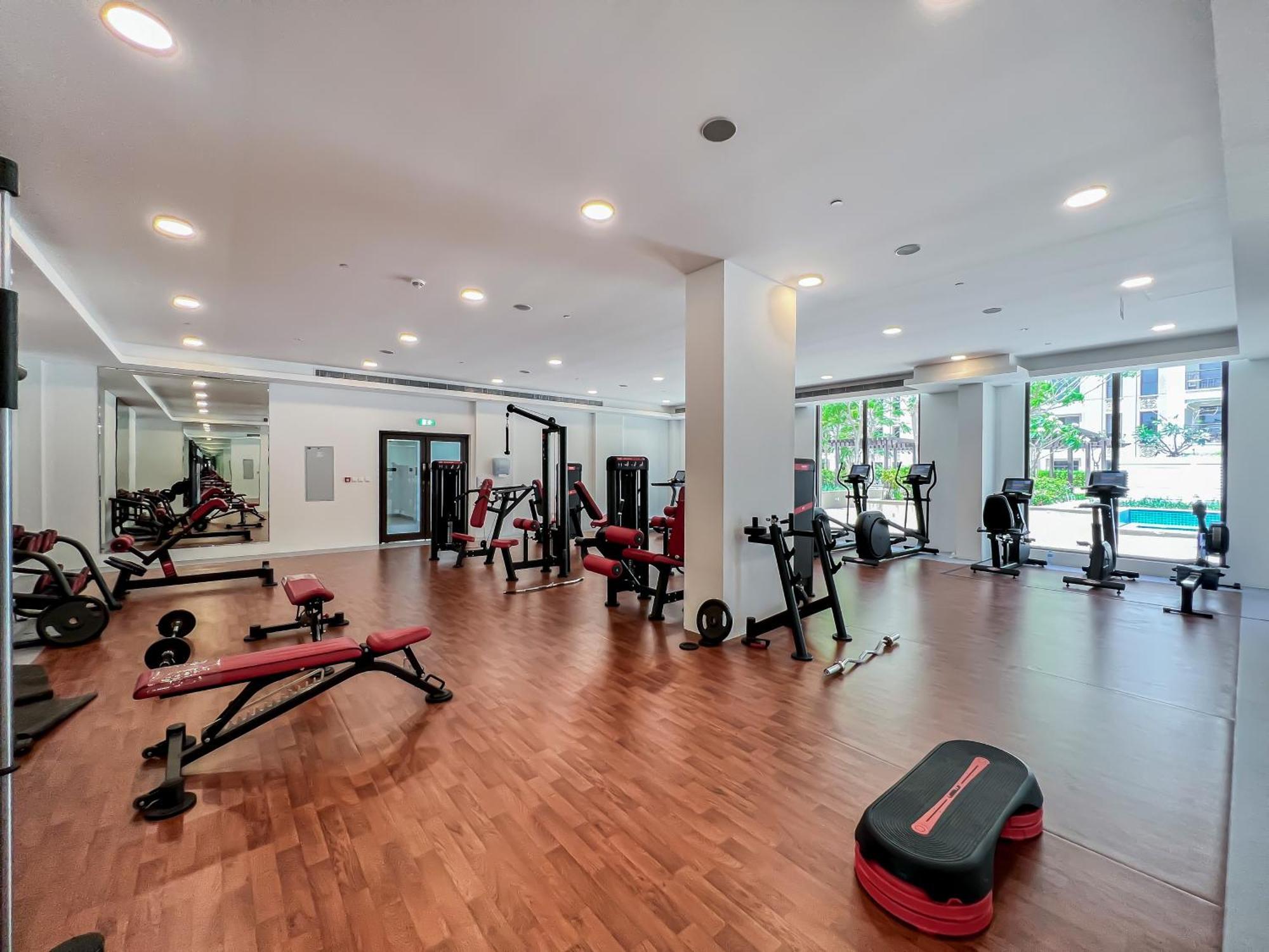Trophy Luxe Jumeirah Retreat W Burj Al Arb Views Dubai