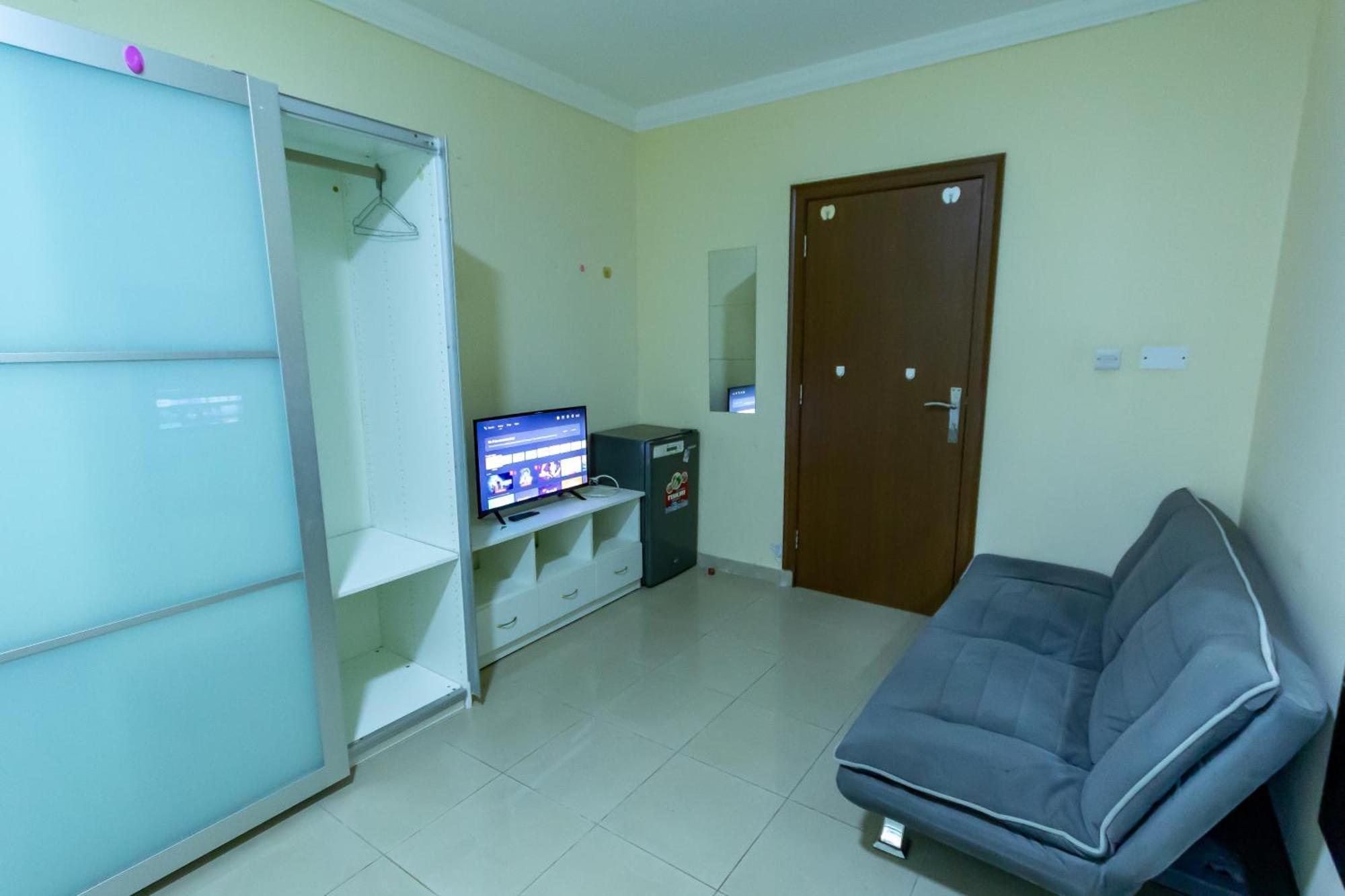 Apartment Spacious For Girls In Marina فتيات فقط *