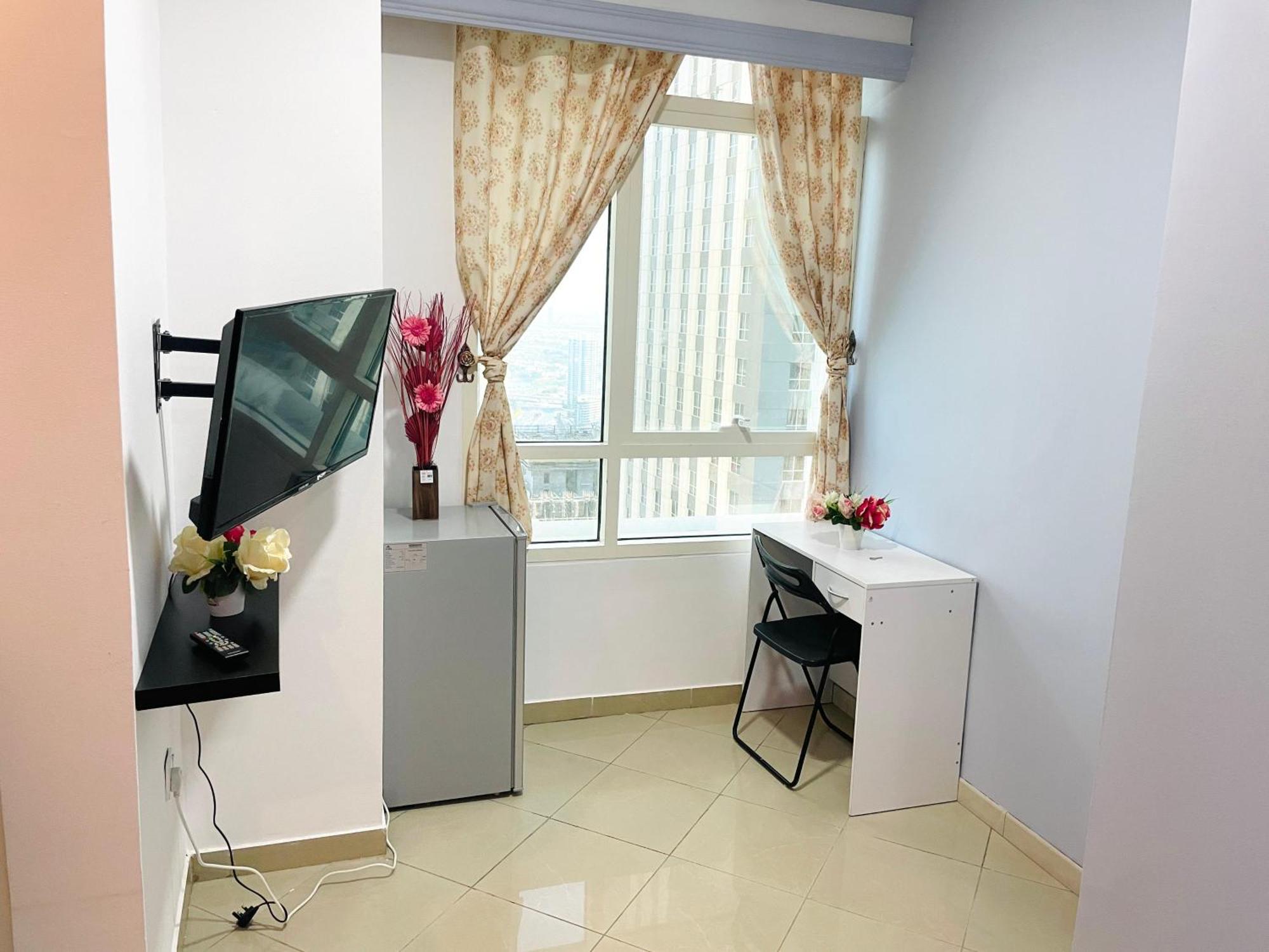Apartment Spacious For Girls In Marina فتيات فقط