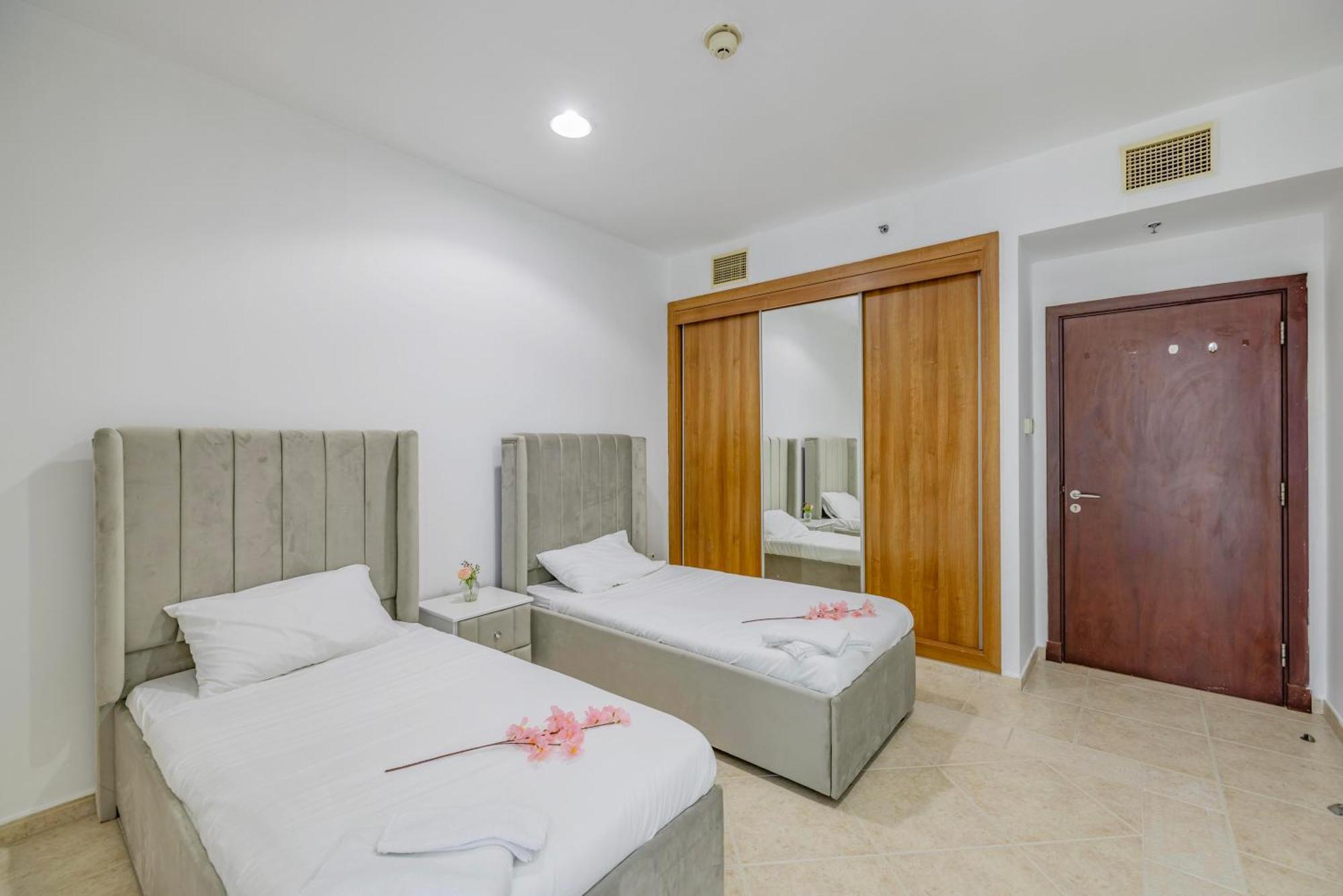 Apartment Friends&family - Large 3 Bedrooms With Sea View Marina