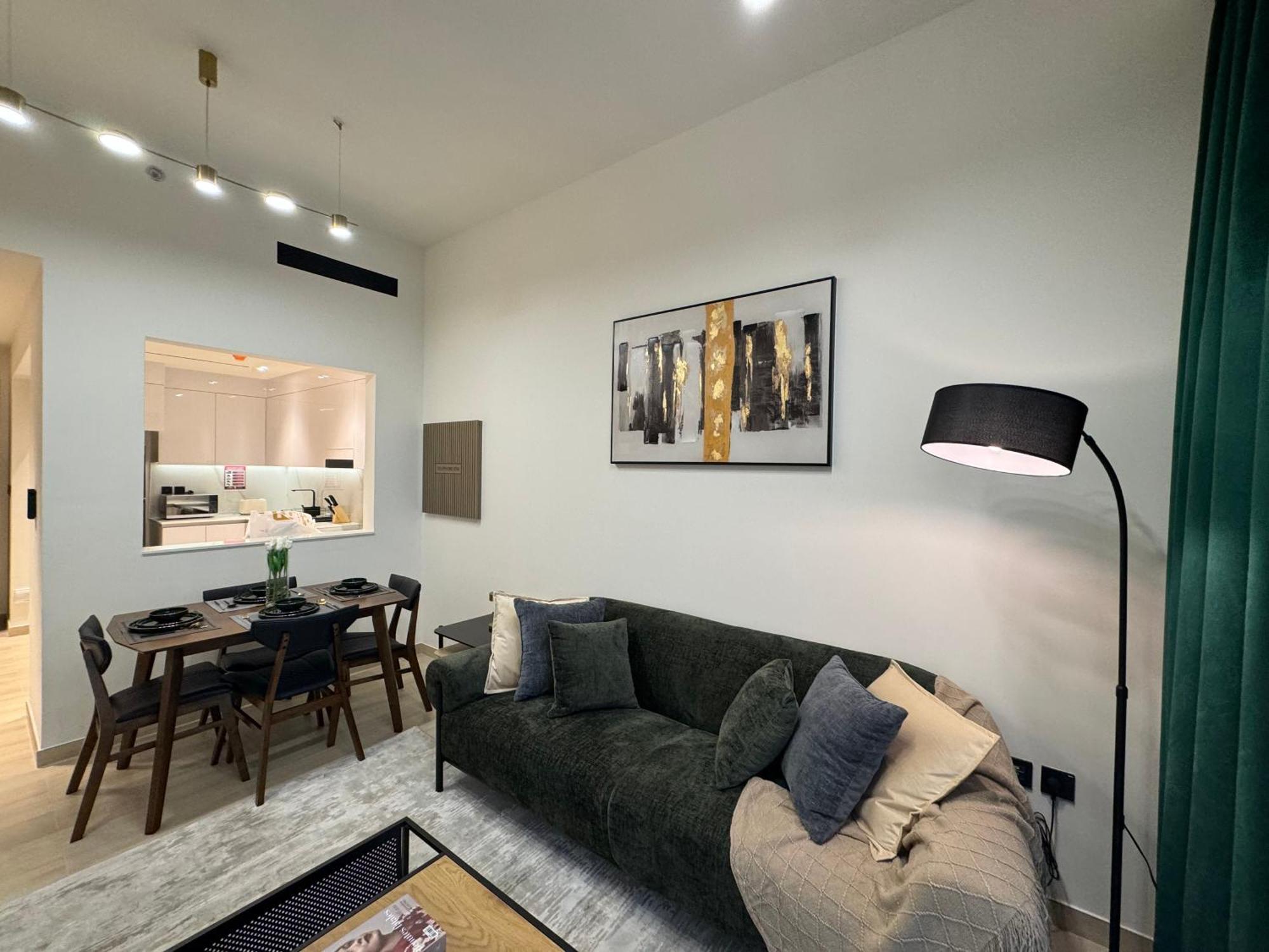 Apartment Ashri Hh, Luxurious In Jvc