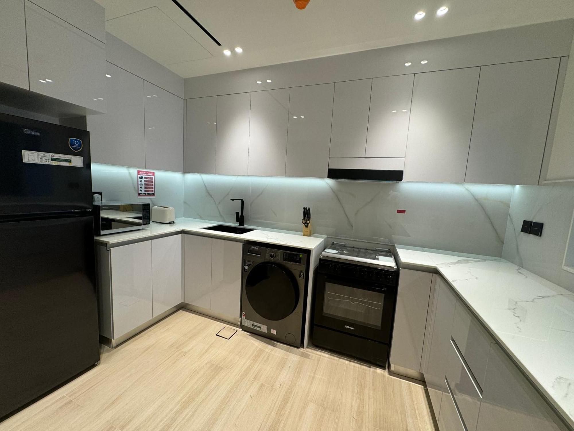 Apartment Ashri Hh, Luxurious In Jvc *