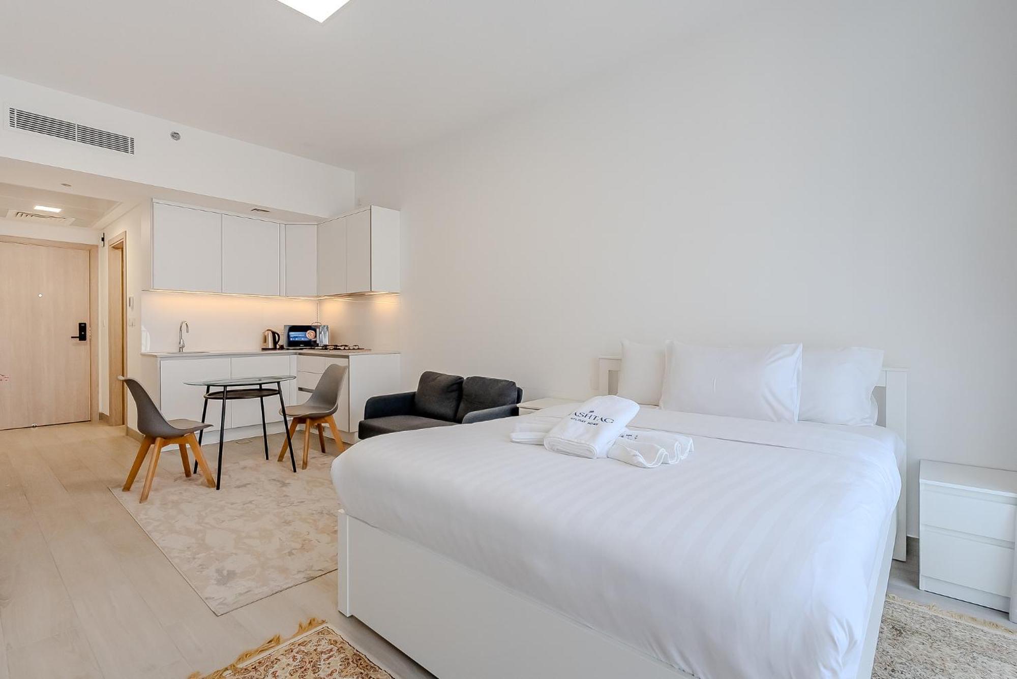 Apartment Modern And Cozy In Jvc I Luma Building *
