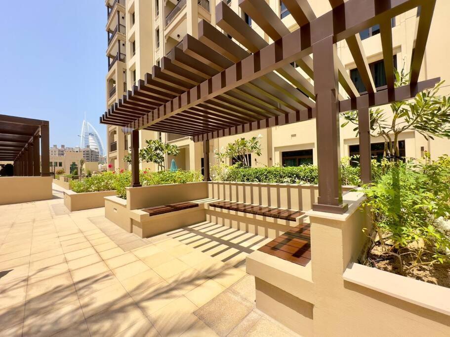 Dar Vacation-stylish And Spacious 1 Bdr In Madinat Jumeirah District Dubai