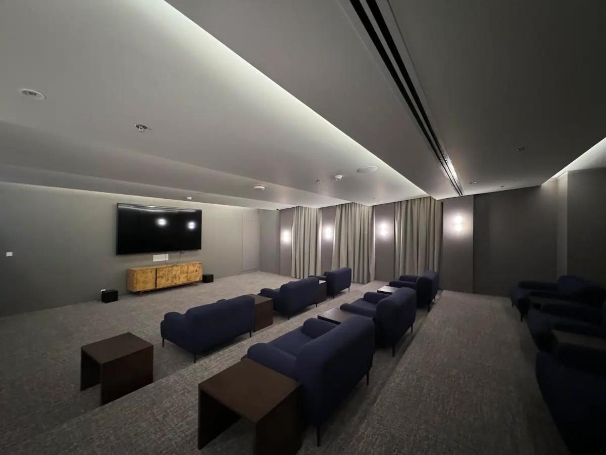 Luxury 4br Burj Khalifa & Fountain Views Dubai