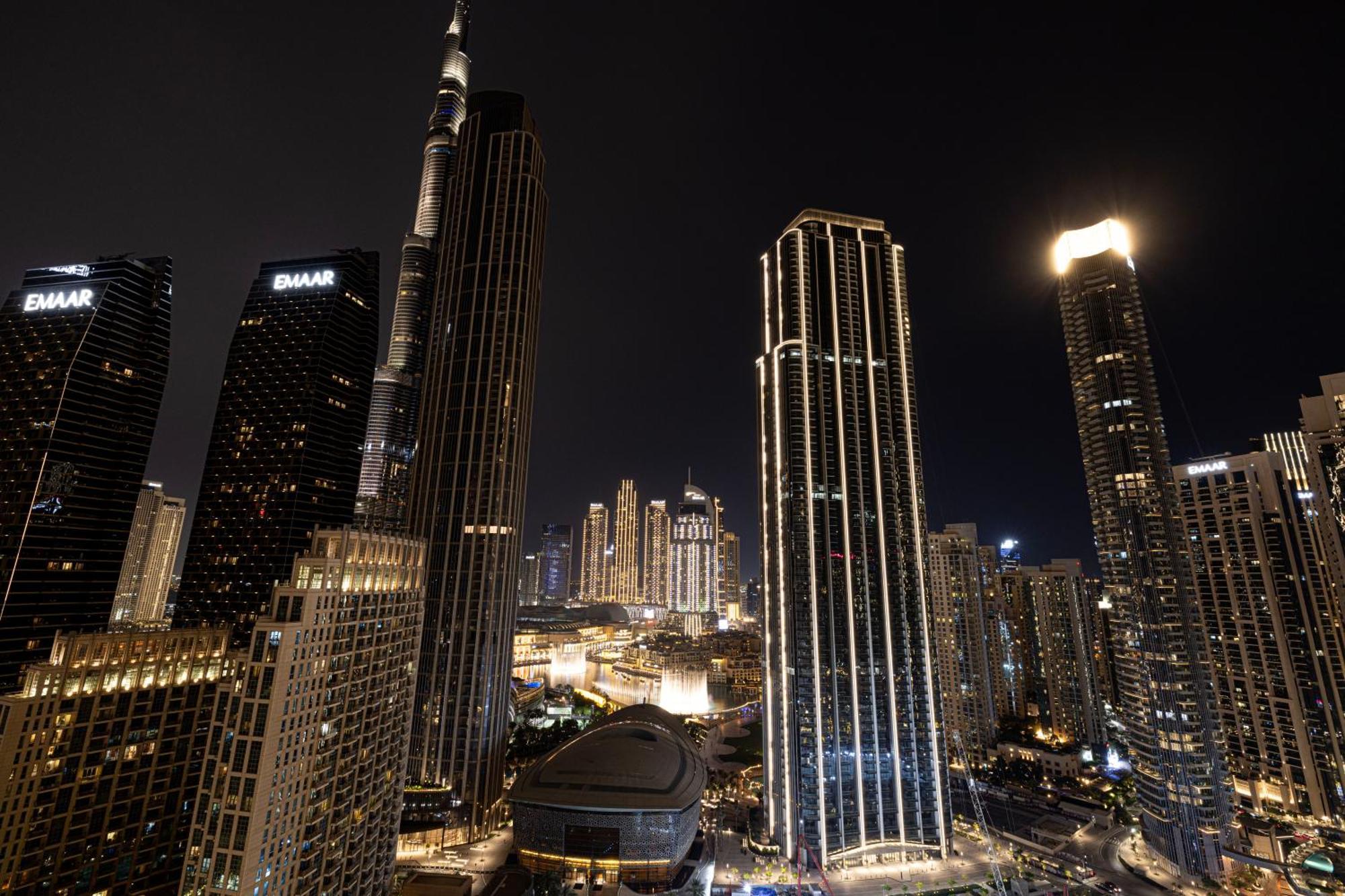 Apartment Luxury 4br Burj Khalifa & Fountain Views