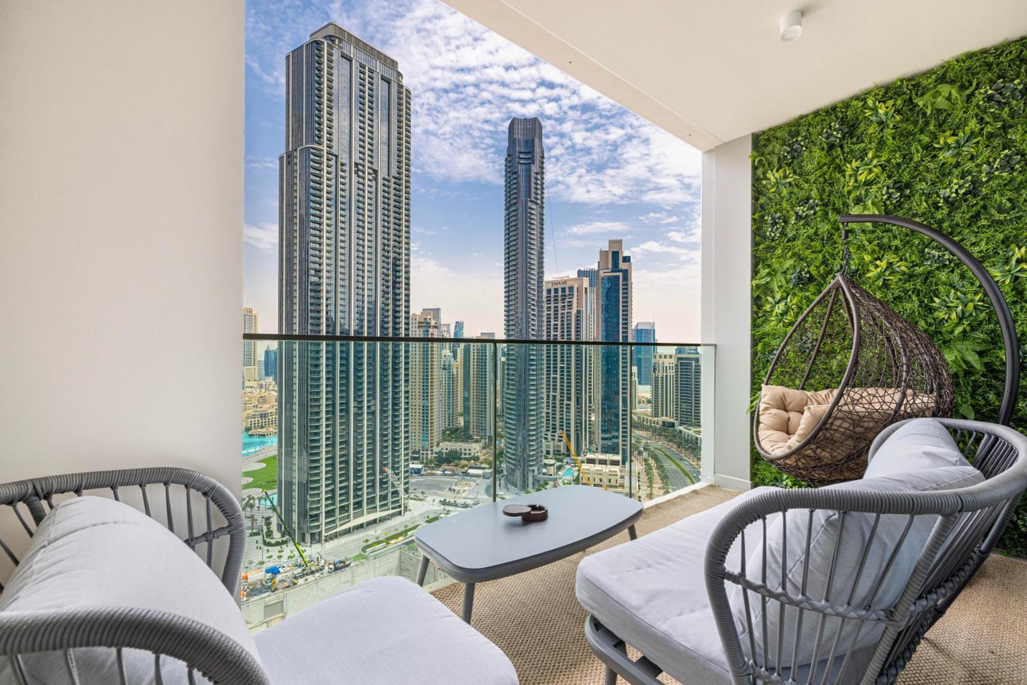 Apartment Luxury 4br Burj Khalifa & Fountain Views *