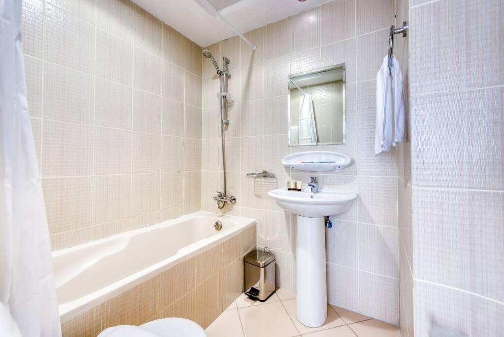 Apartment Two Bedroom Loft In Royale 1 Sports City Dubai