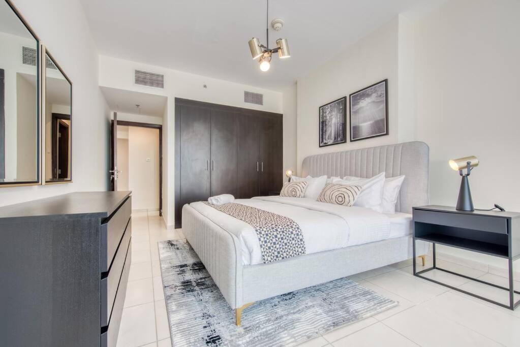 Two Bedroom Loft In Royale 1 Sports City