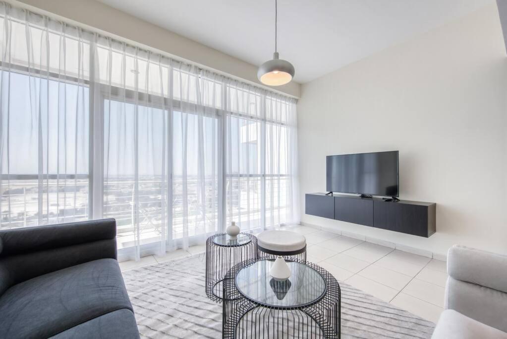 Apartment Two Bedroom Loft In Royale 1 Sports City *