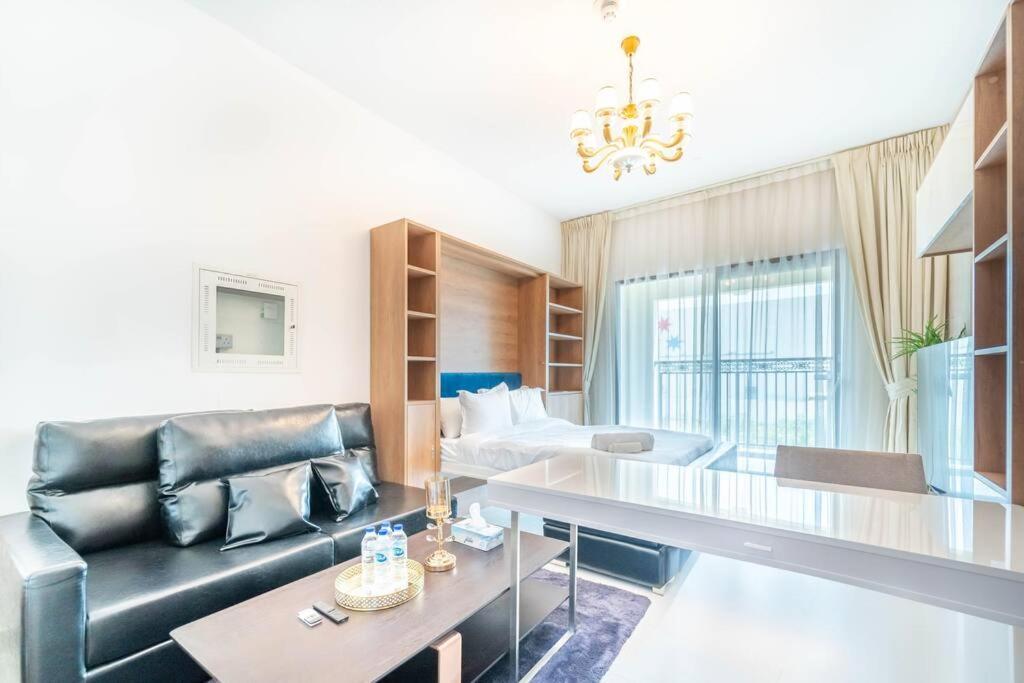 Apartment In Resotz Arjan - Close To Miracle Garden