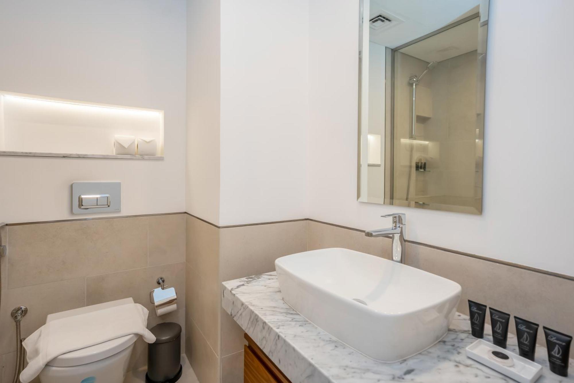 Apartment Vacay Lettings 2 Bed Retreat Near Burj Al Arab Dubai