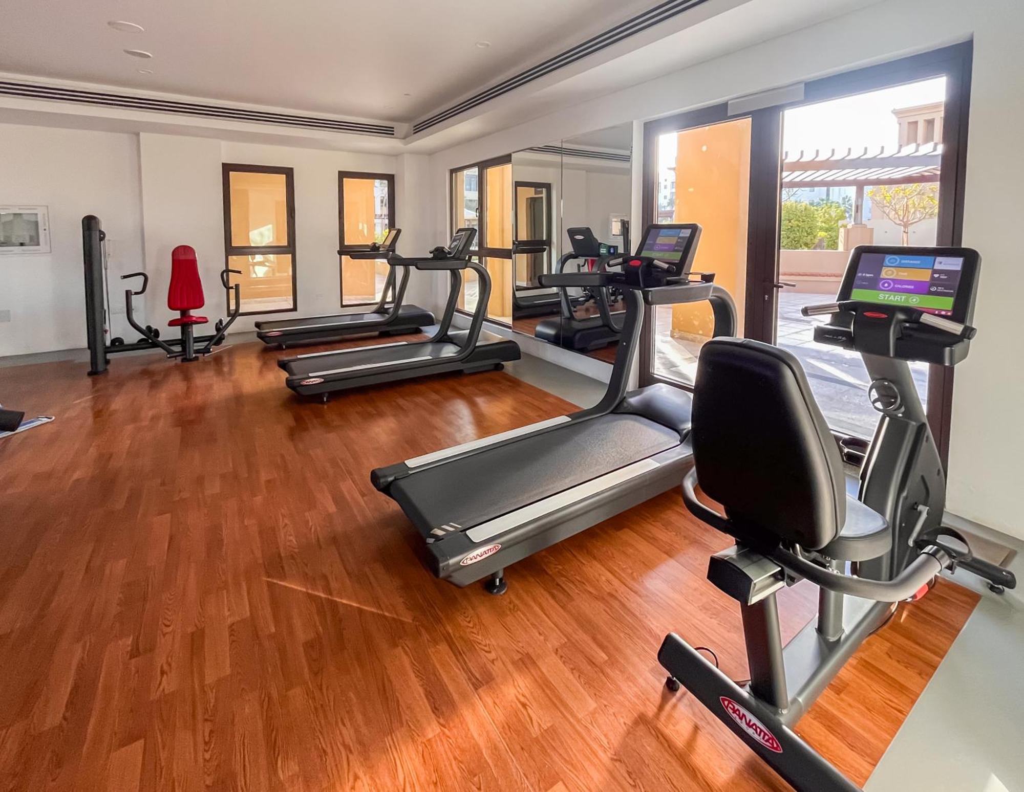 Apartment Vacay Lettings 2 Bed Retreat Near Burj Al Arab Dubai