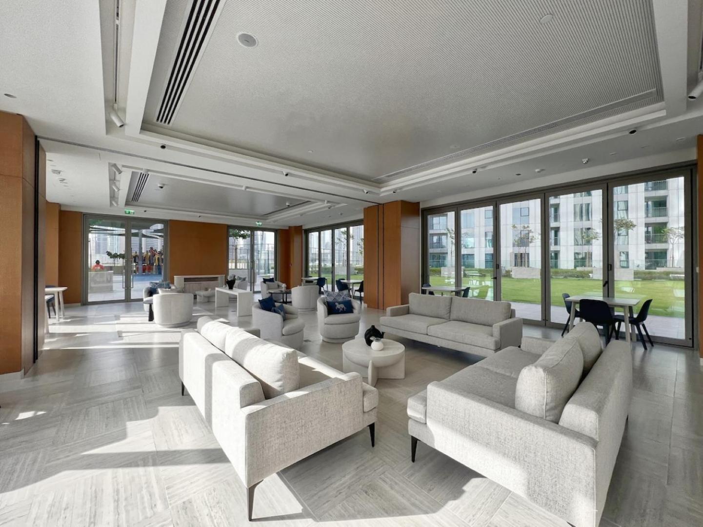 The Smart Concierge - Downtown Views 2 Dubai