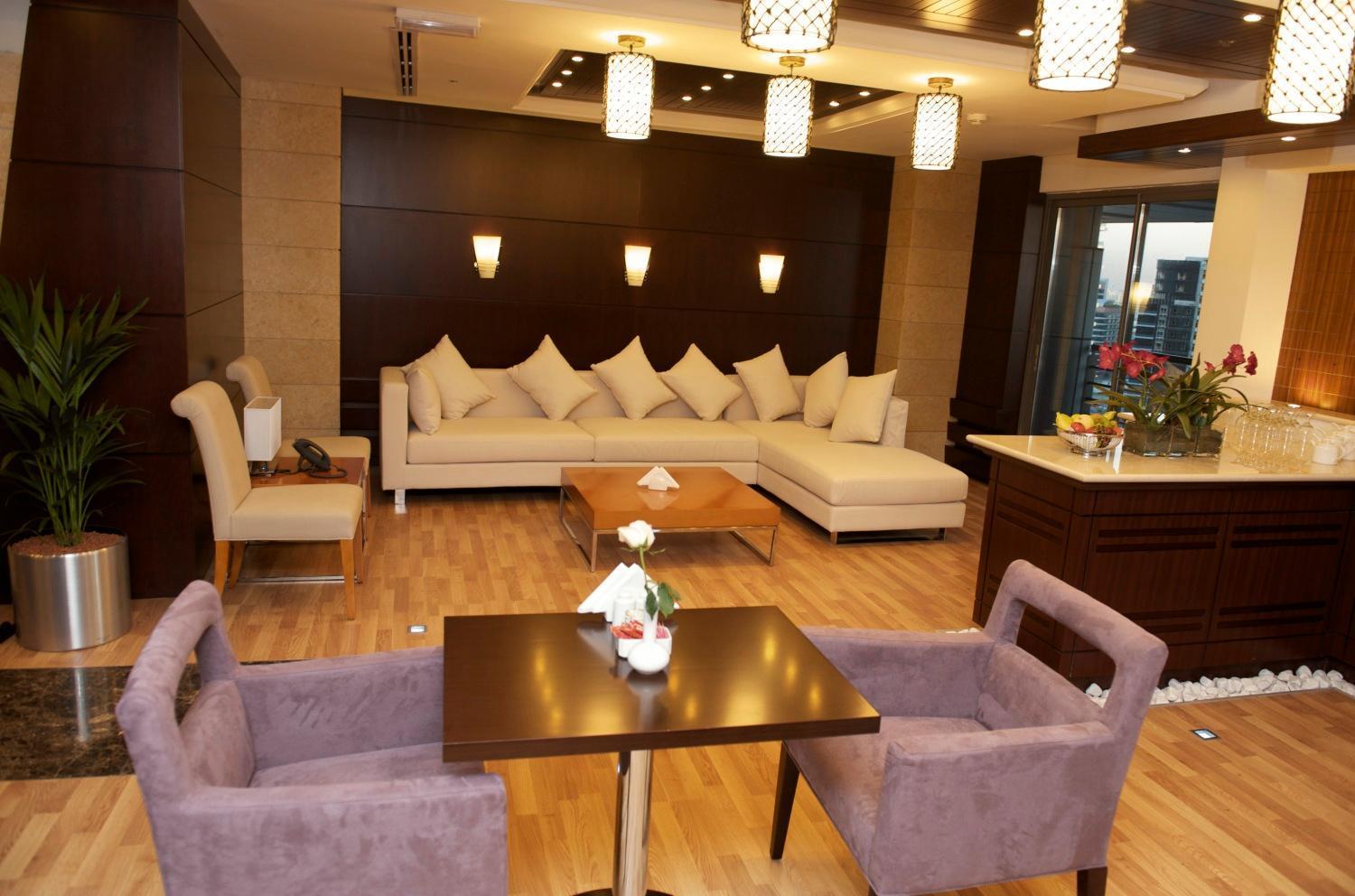 Grand Bellevue Aparthotel Dubai