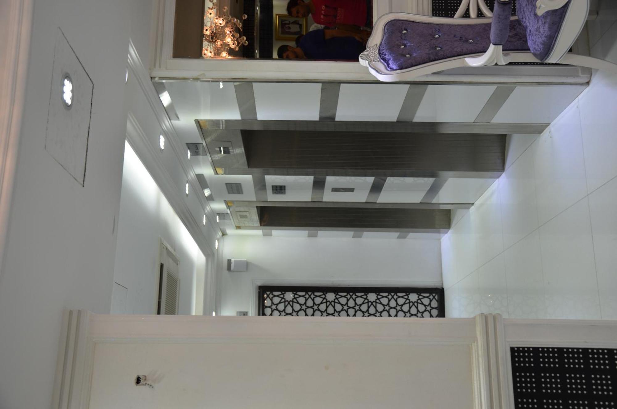 Hotel White Dubai