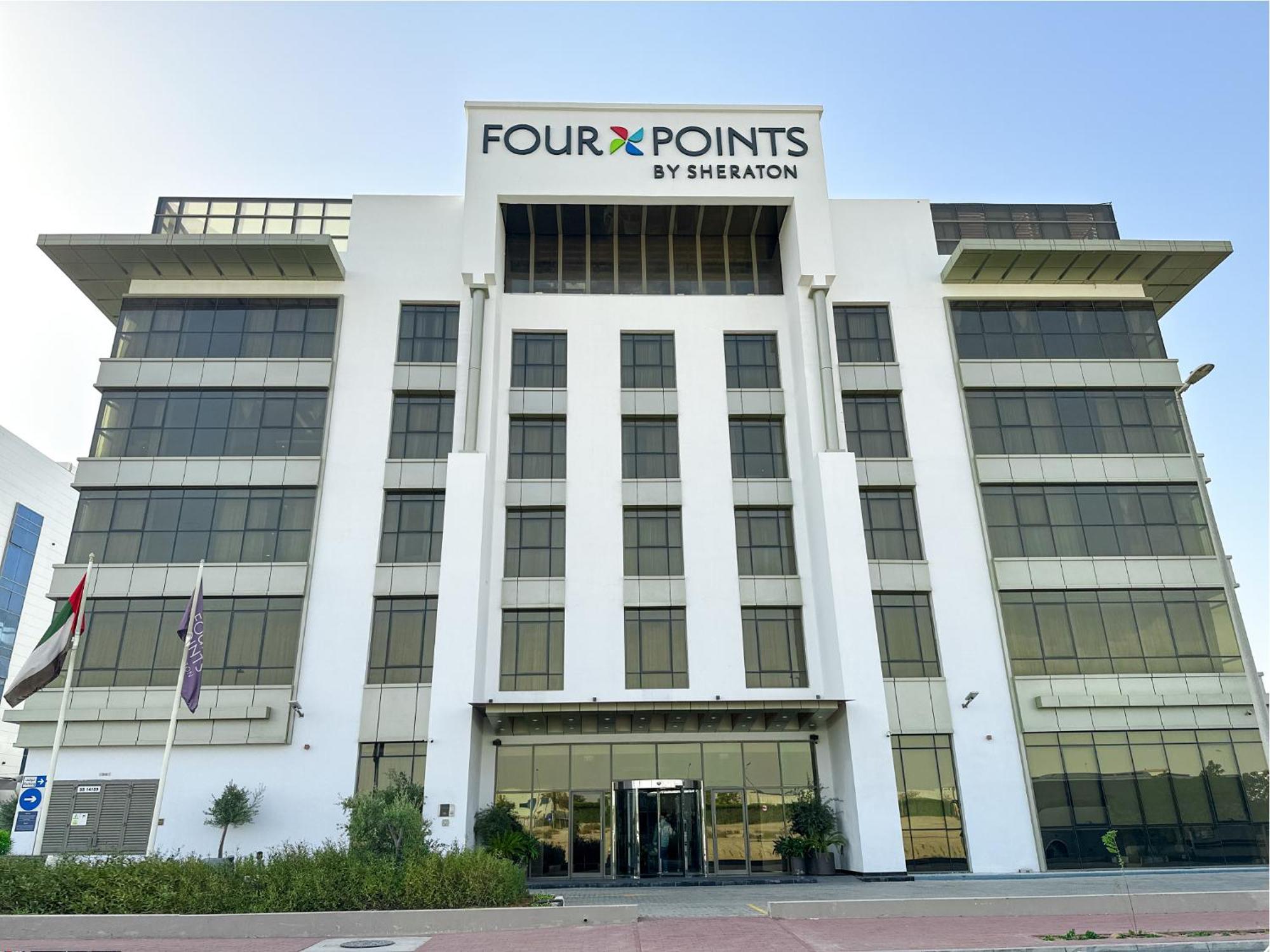 Hotel Four Points By Sheraton Production City, 4*
