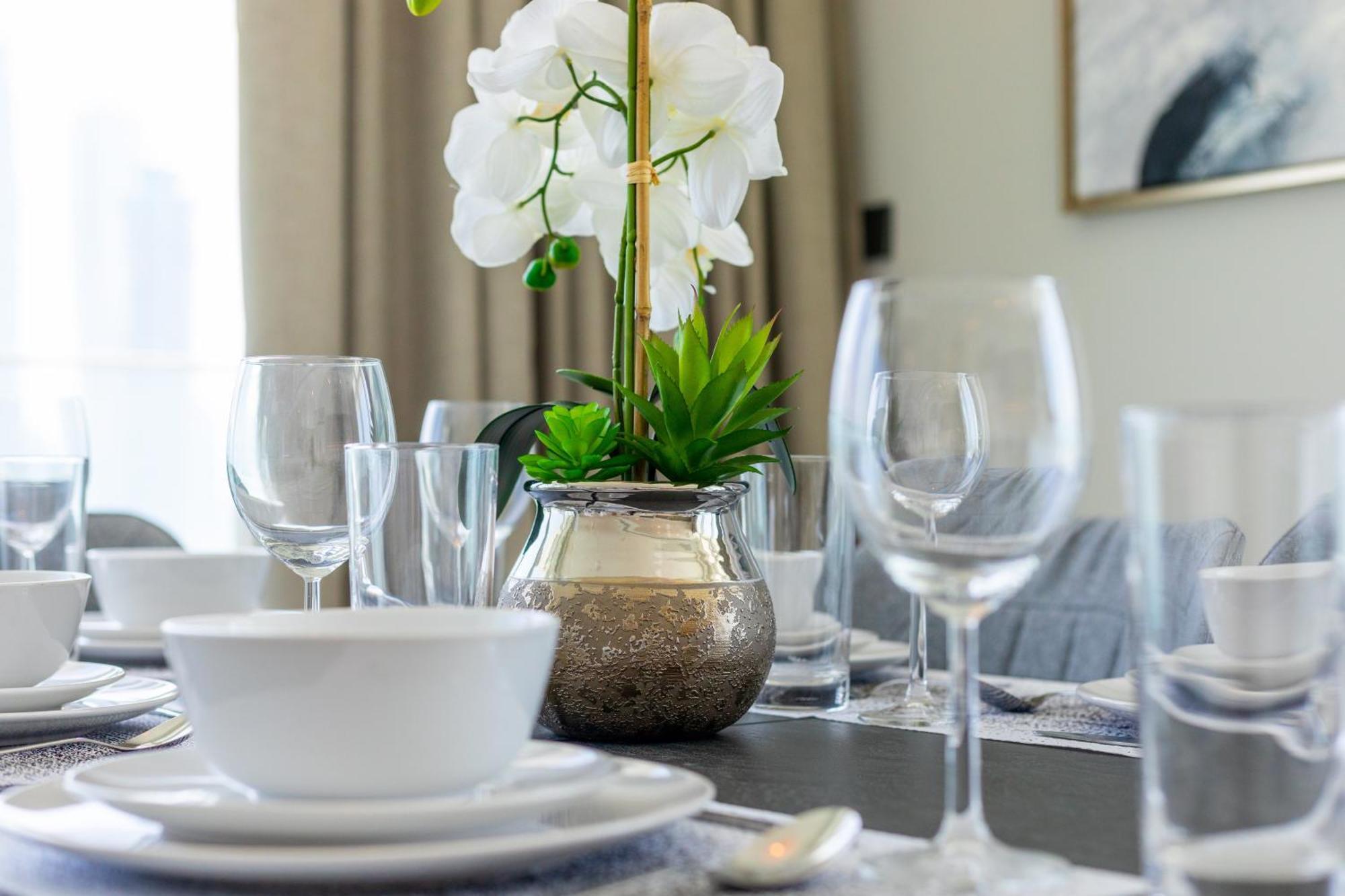 Apartment Eden's Homes & - Sunrise Bay Emaar Beachfront Dubai