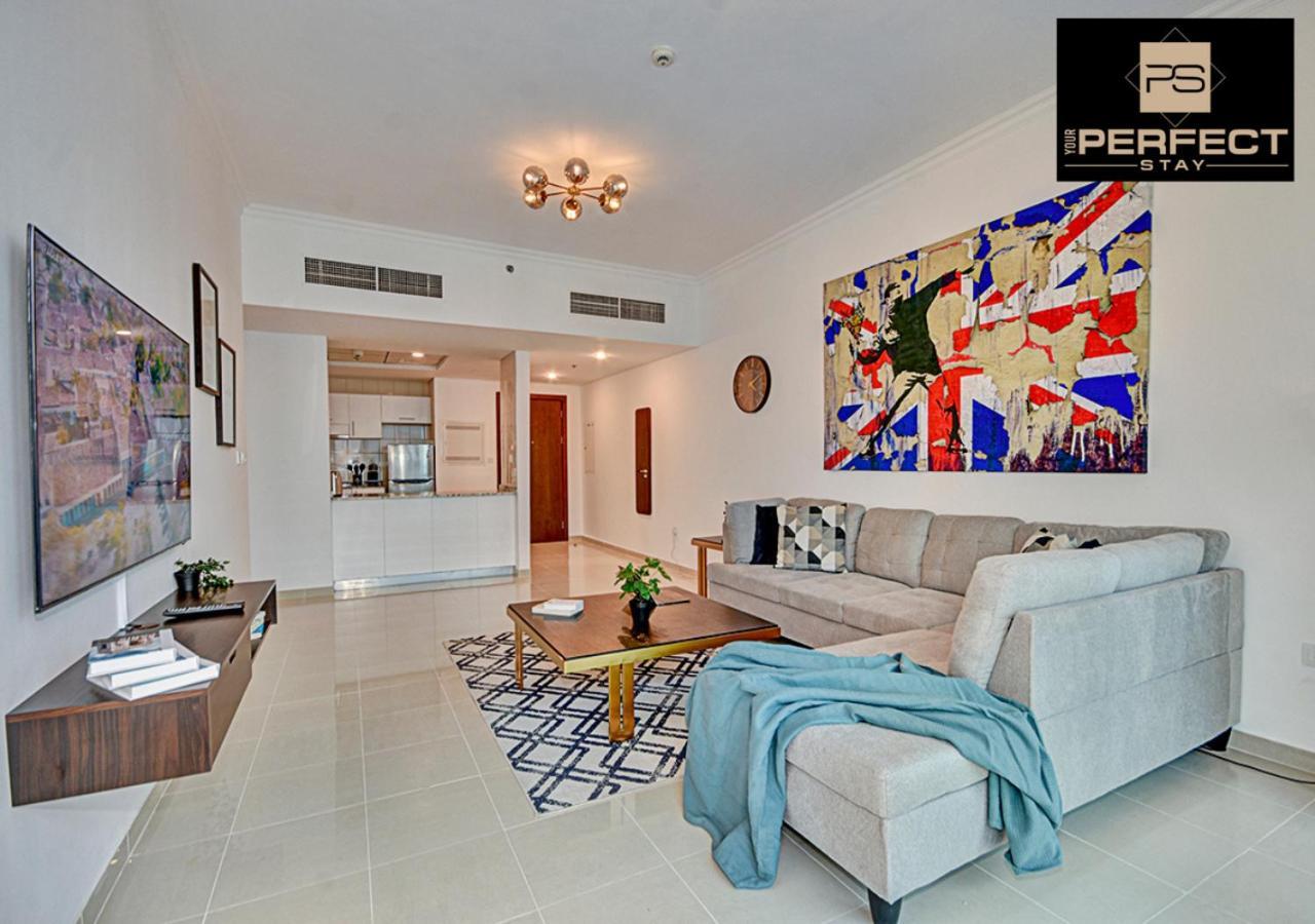 Modern By Your Perfect Short Lets With Balcony And Marina Views