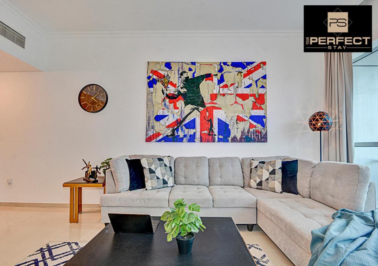 Apartment Modern By Your Perfect Short Lets With Balcony And Marina Views