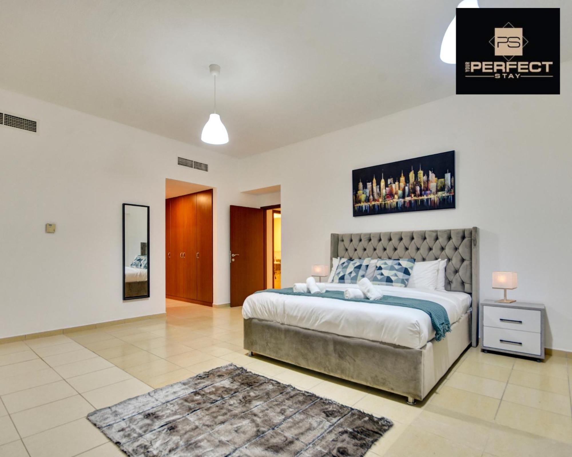 Jumeirah Beach Residence: Marina Views & Luxury Amenities Dubai
