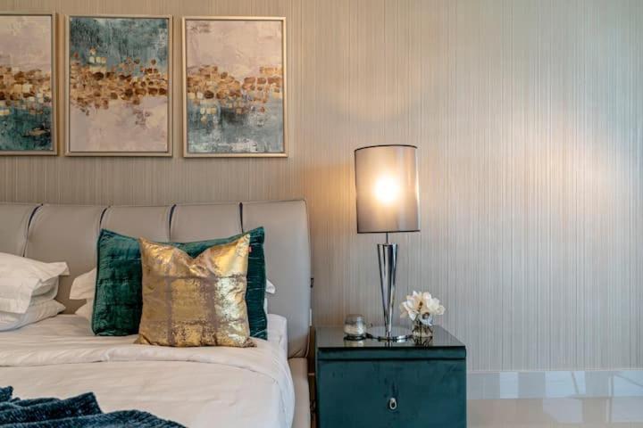 Apartment Spectacular Views Of Burj & Fountain - 2 Br *