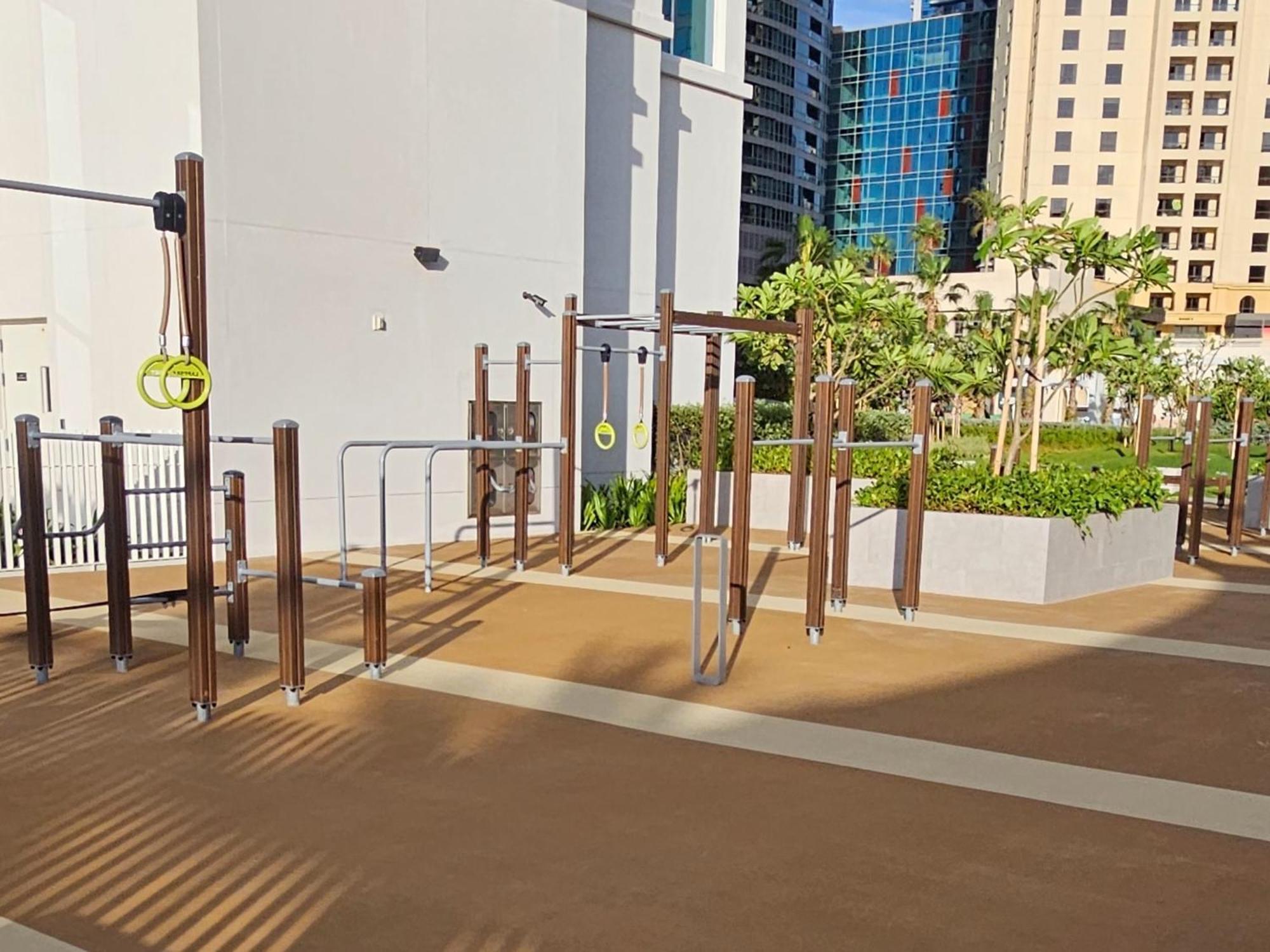 Apartment La Vie, Jbr- Sea View With Beach Access- Happy Holidays Lux