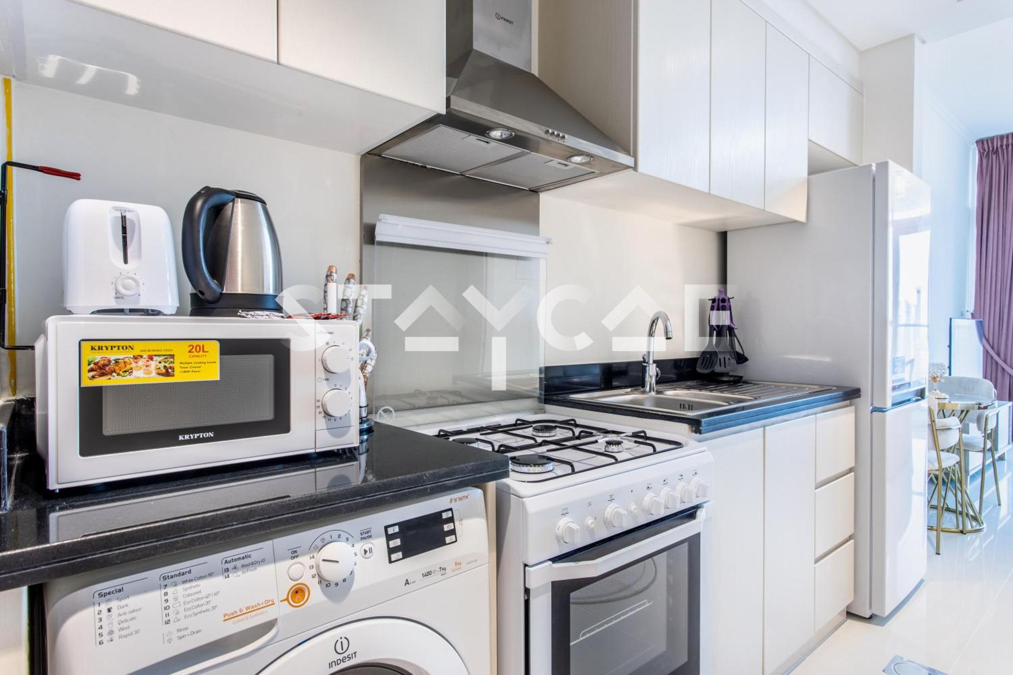Staycae Homes - Carson Towers Apartment *