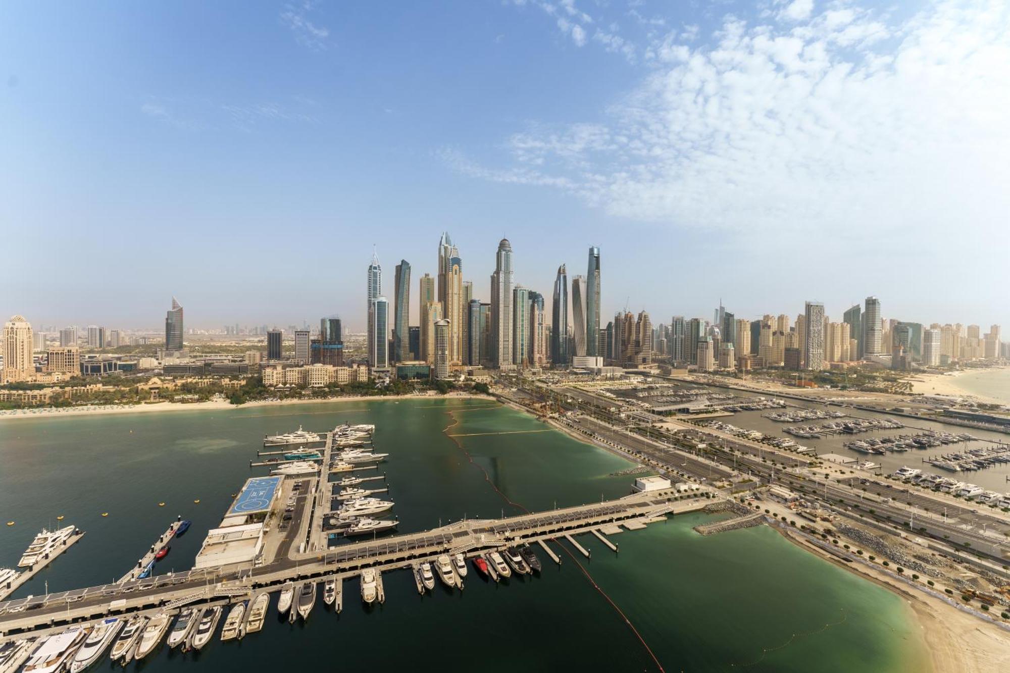 Maison Privee - Exclusive W/ Unmatched Marina Vistas *