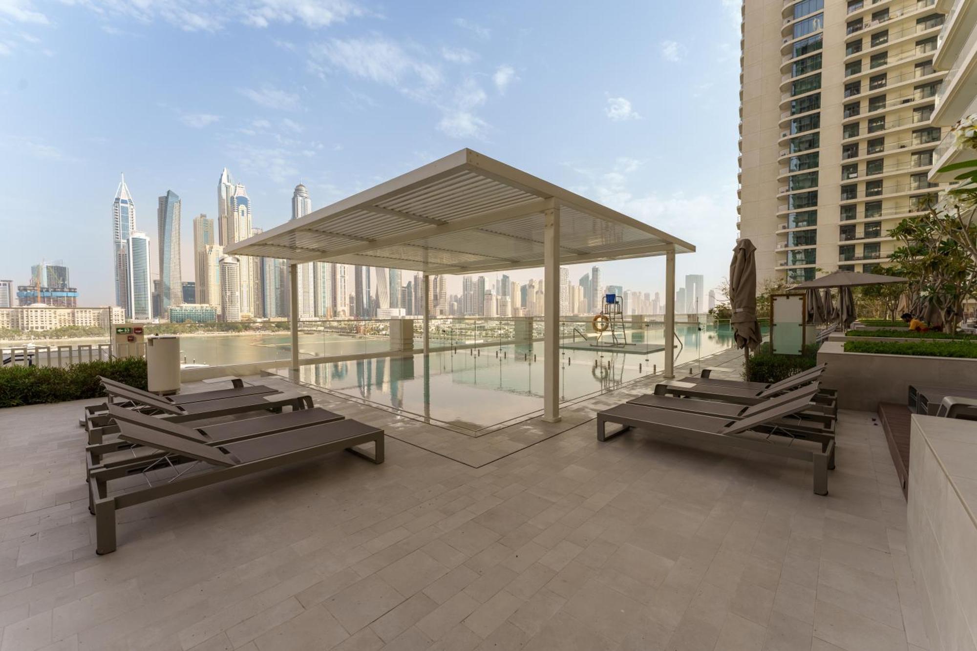 Maison Privee - Exclusive W/ Unmatched Marina Vistas Apartment