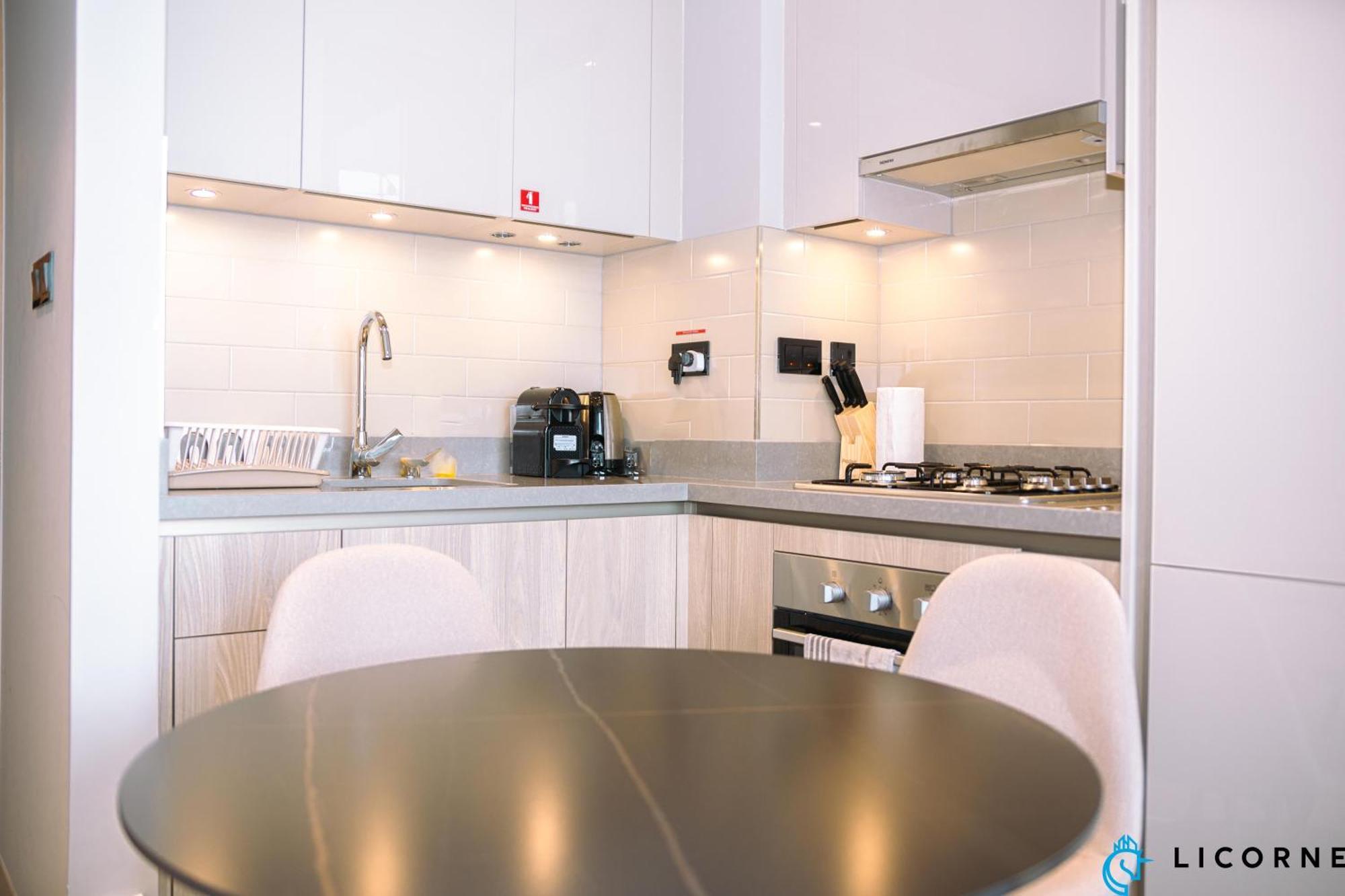 Brand New Apt, 10 Min To Downtown - Sobha Waves