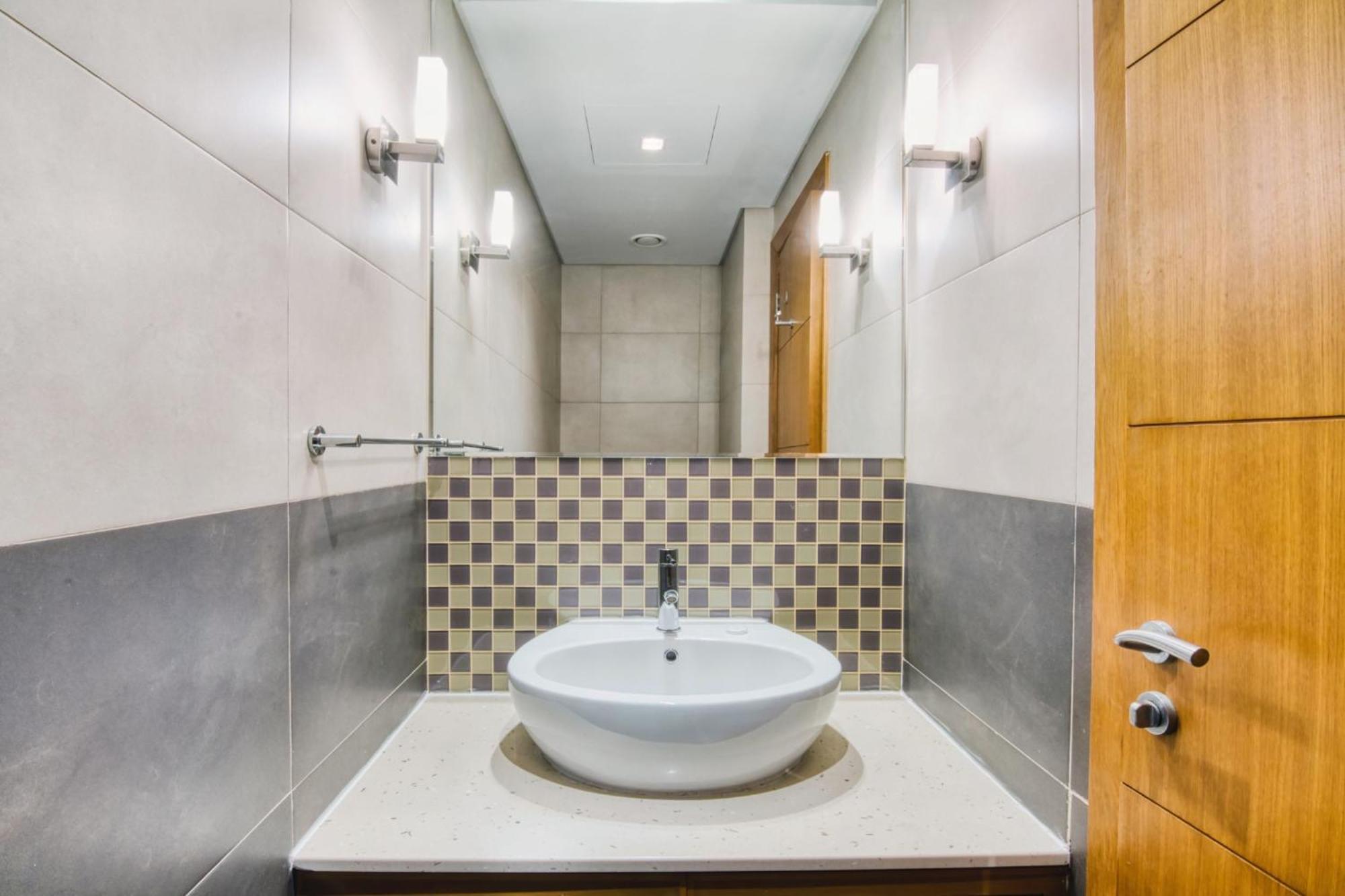 Luxurious 2br In The Palm Jumeirah Apartment
