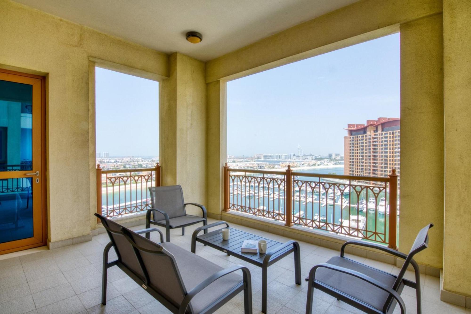 Luxurious 2br In The Palm Jumeirah Apartment *