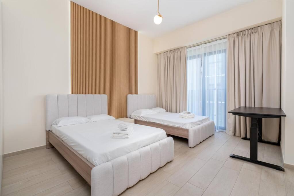 Amazing 2 Bedroom - Pool - Ellington Wilton Terraces *