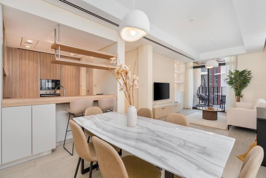 Amazing 2 Bedroom - Pool - Ellington Wilton Terraces * Dubai