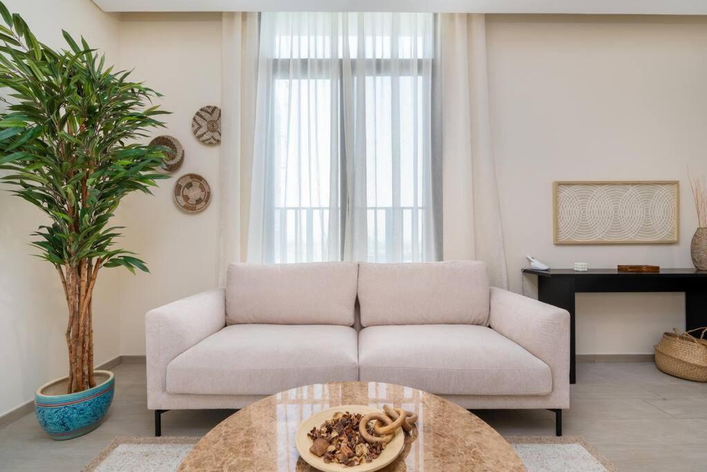 Amazing 2 Bedroom - Pool - Ellington Wilton Terraces Apartment