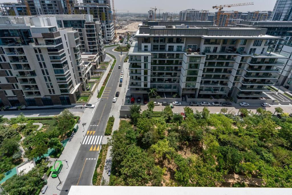 Amazing 2 Bedroom - Pool - Ellington Wilton Terraces Apartment Dubai