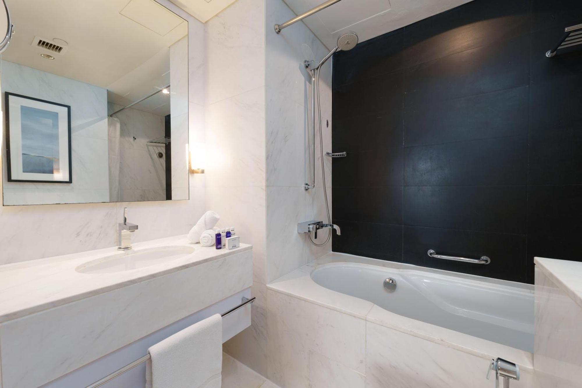 Apartment Maison Privee - Fabulous With Direct Burj Khalifa Views