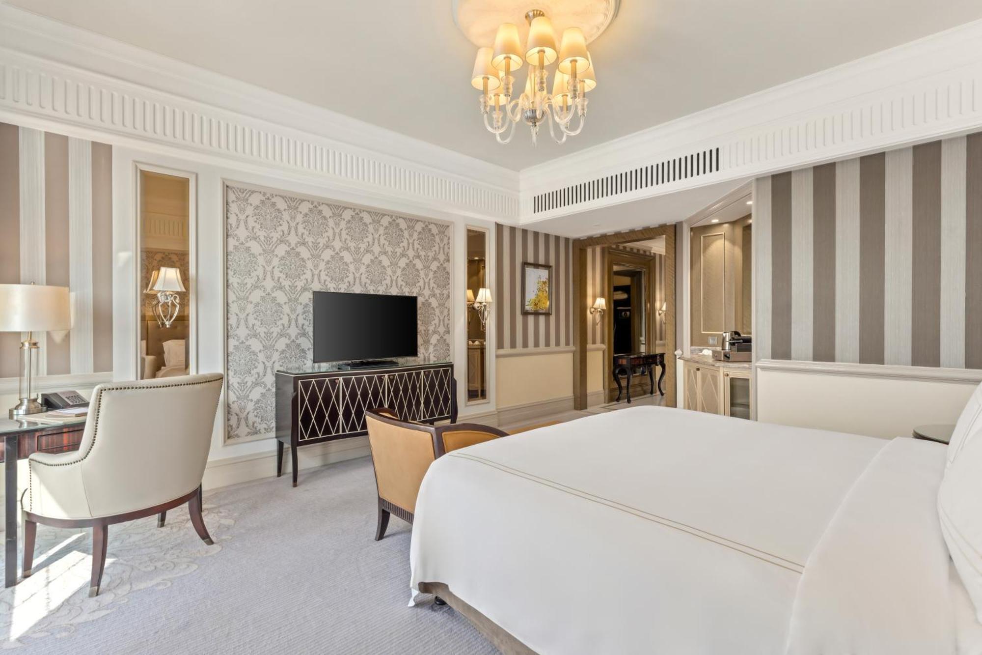 Al Habtoor Palace - Preferred &