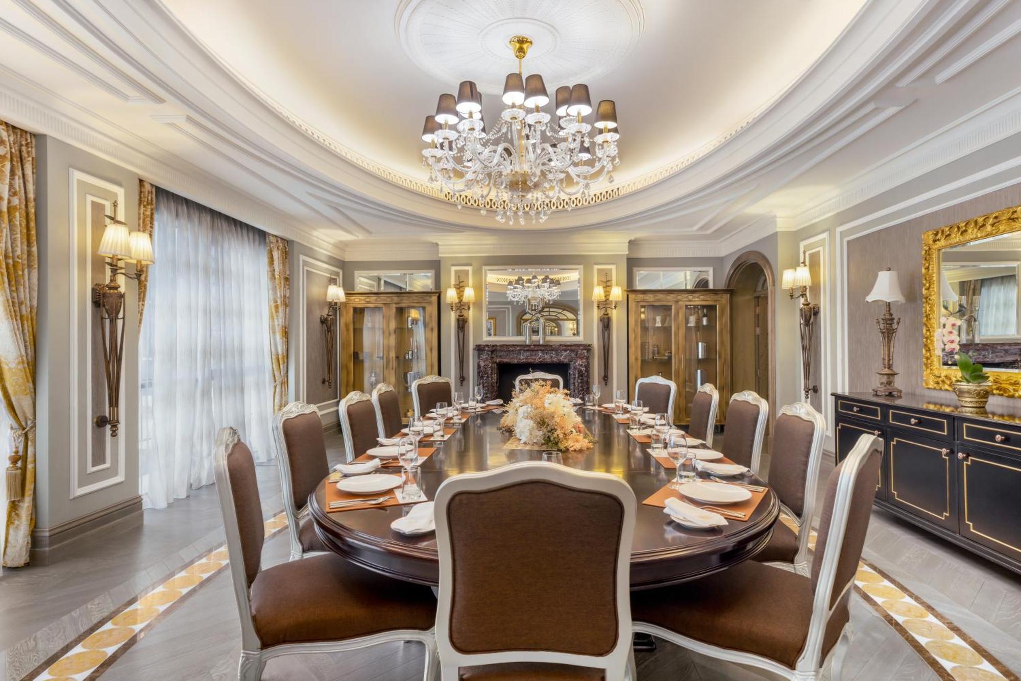 Hotel Al Habtoor Palace - Preferred & 5*