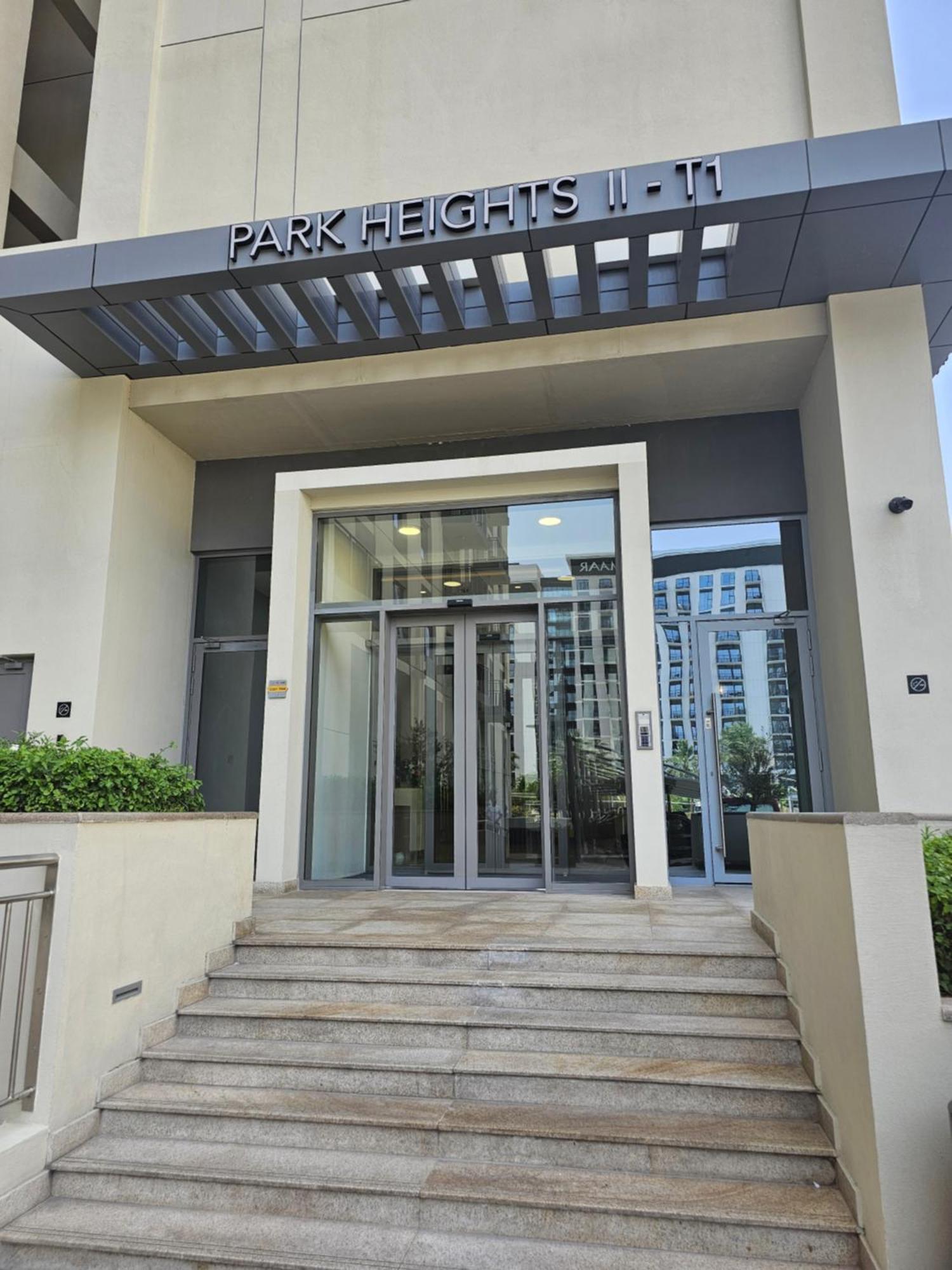 Apartment Hills Park Heights 2 *