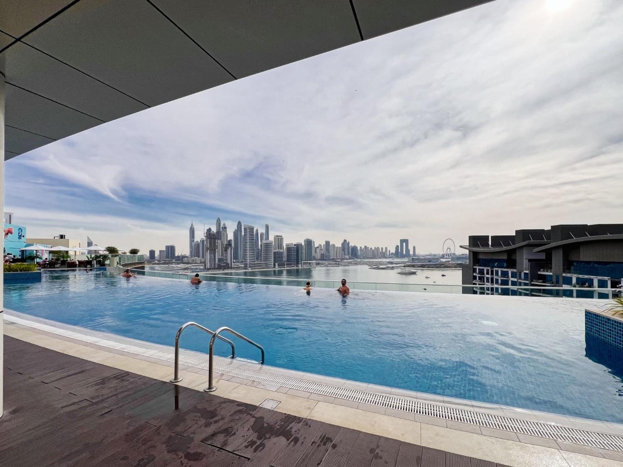 The Smart Concierge - Seven Palm Apartment Dubai