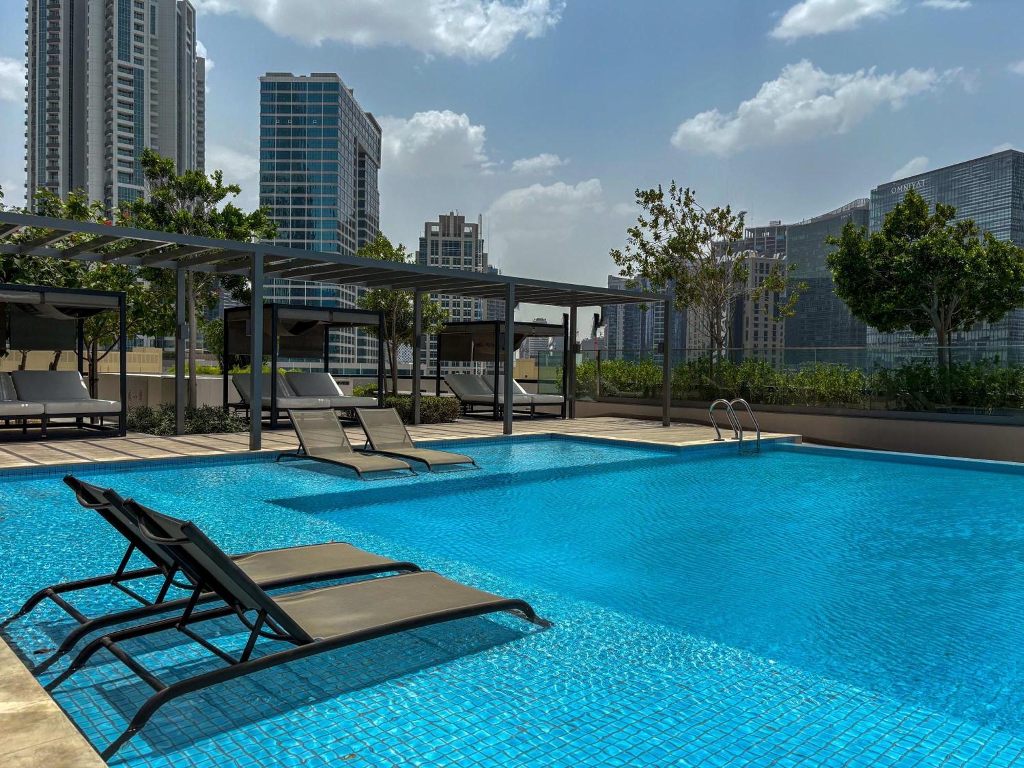 Frank Porter - Dt1 Tower Dubai