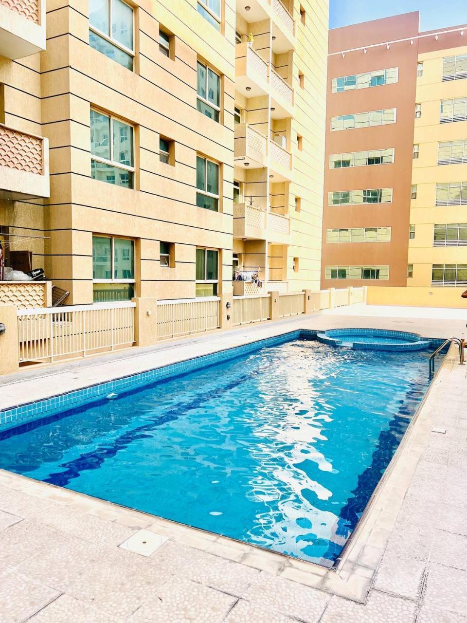 Cozy 2 Bedroom In Al Nahda * Dubai