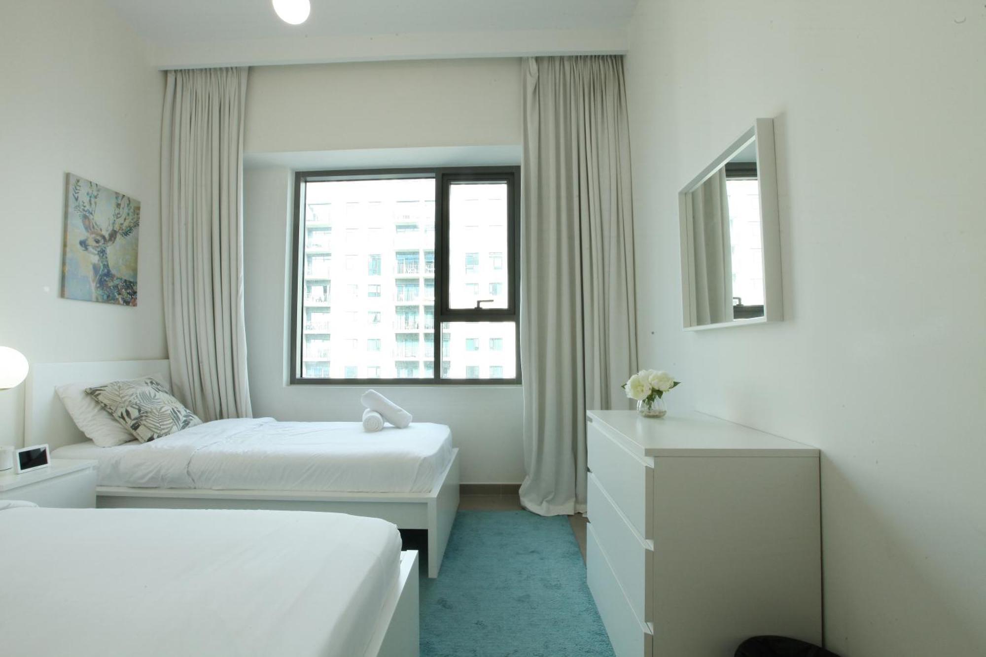 Apartment Brown Stone Homes Hills Dubai