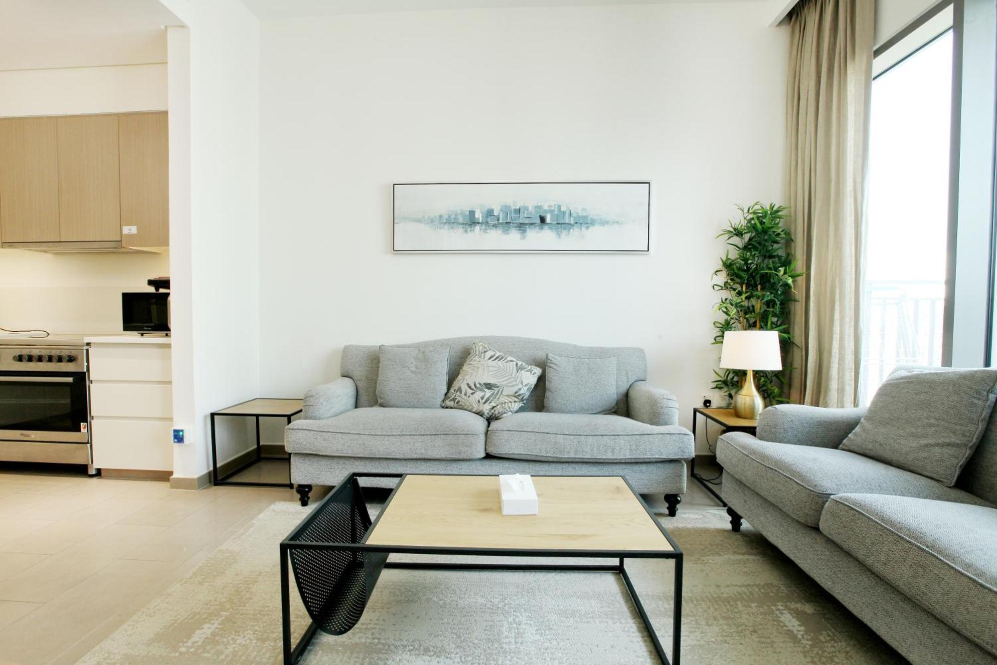 Brown Stone Homes Hills Apartment *