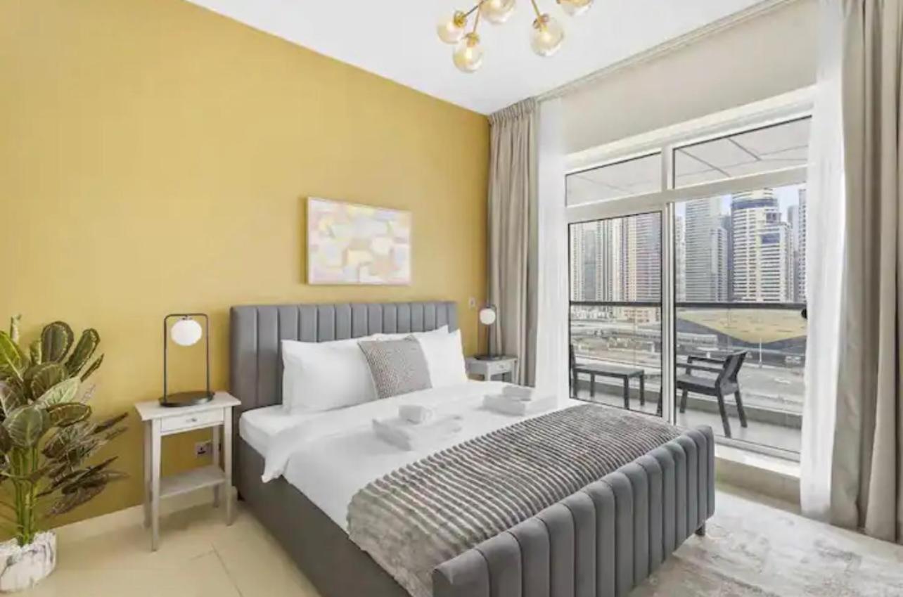 38th Floor Luxe Studio In Jvc, Centrally Located, Swimming Pool & Gym, Must View *