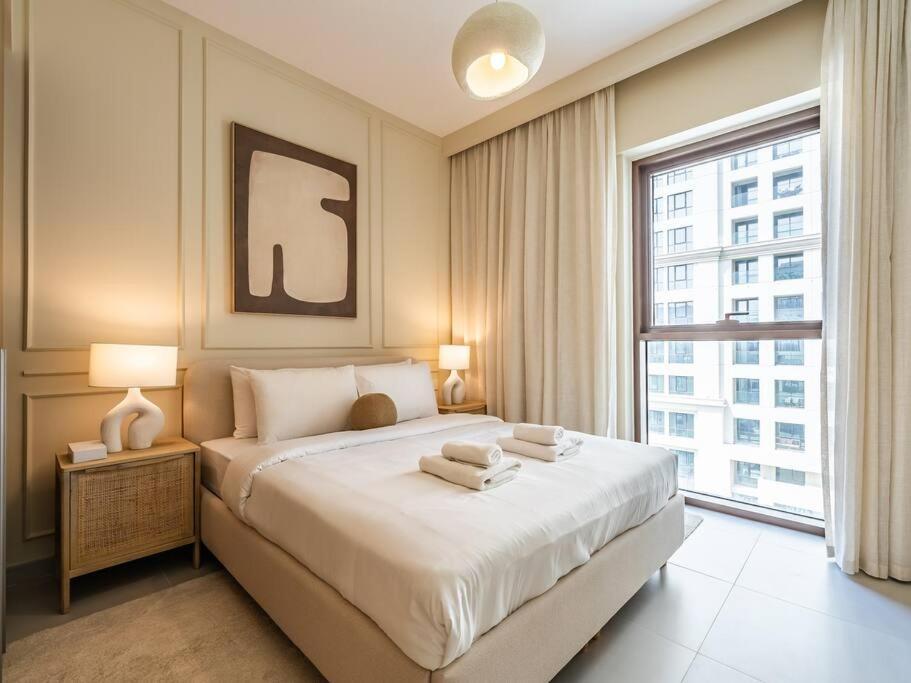 Serenity Cove: 1br Luxury Retreat Apartment Dubai