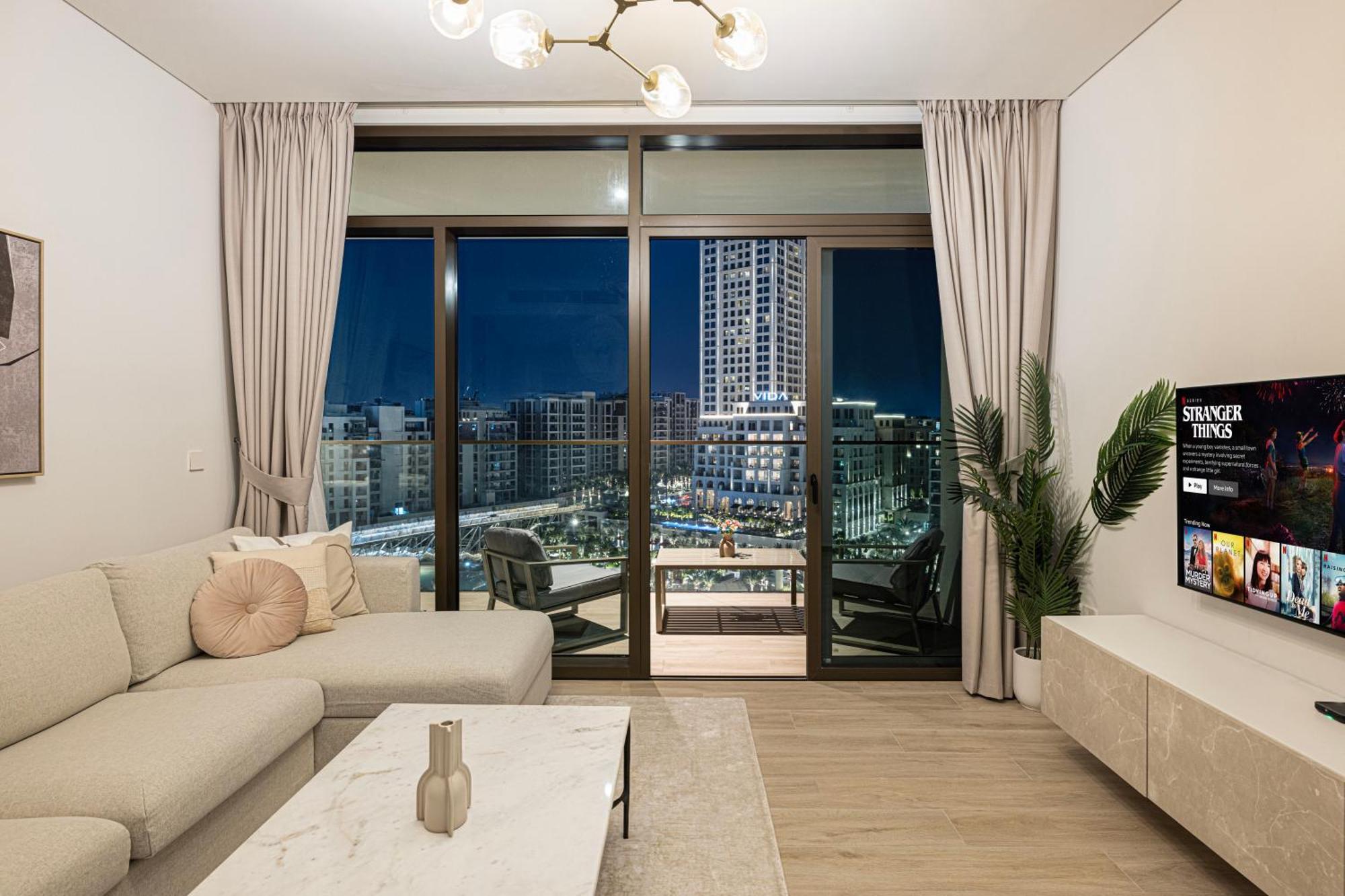 Cozy 2br Retreat With Panoramic Creek Views * Dubai